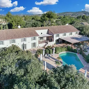 Hotel La Bastide D'eygalieres