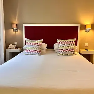 Hotel Kyriad 18 - Porte De Clignancourt - Montmartre