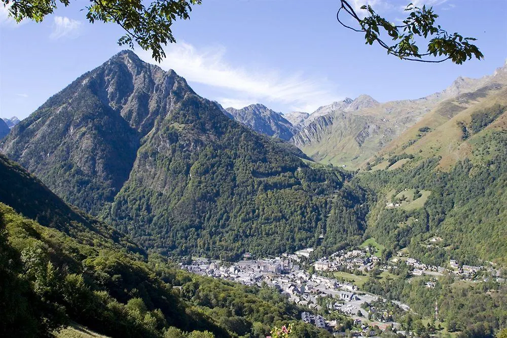 Hotel D'Etigny Bagneres-de-Luchon