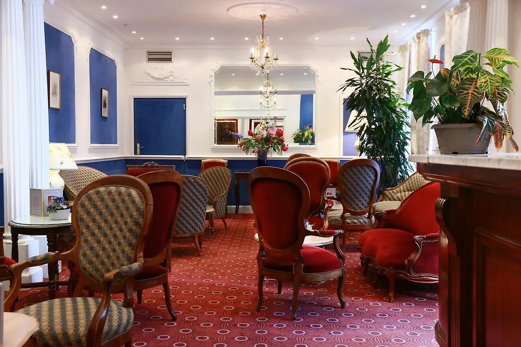 Hotel D'Etigny Bagnères-de-Luchon